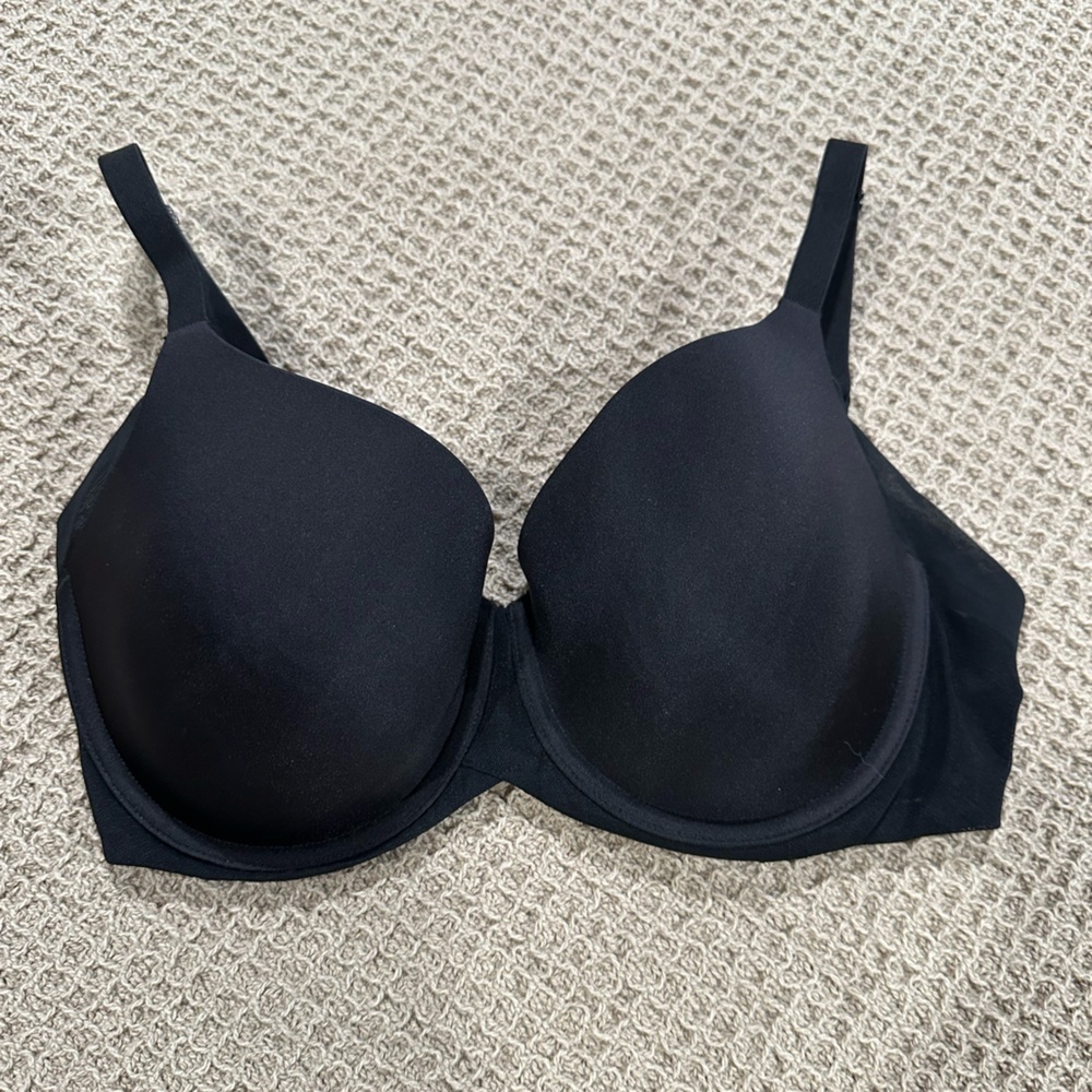 Wacoal Black Underwire Bra with Adjustable Straps